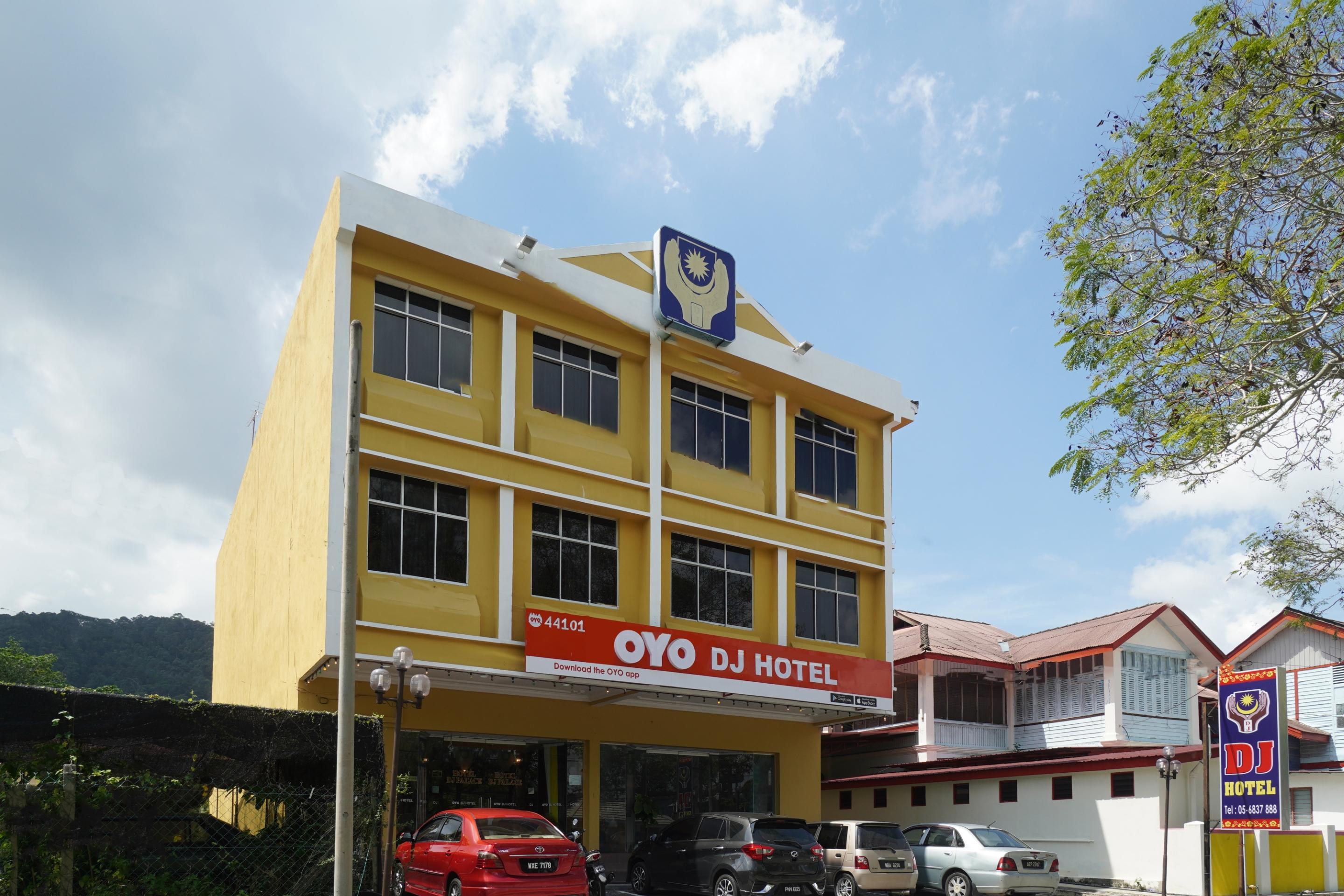 Oyo-44101Dj皇宫酒店 卢穆特 外观 照片
